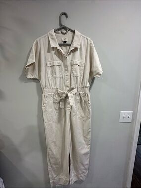 Universal Thread Cream Short-Sleeve Utility Jumpsuit with Tie Waist